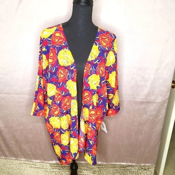 LULAROE Floral Kimono‎ - Picture 1 of 8